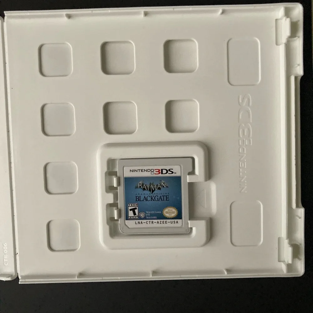 Batman: Arkham Origins Blackgate for Nintendo 3DS - Black - Picture 4 of 5
